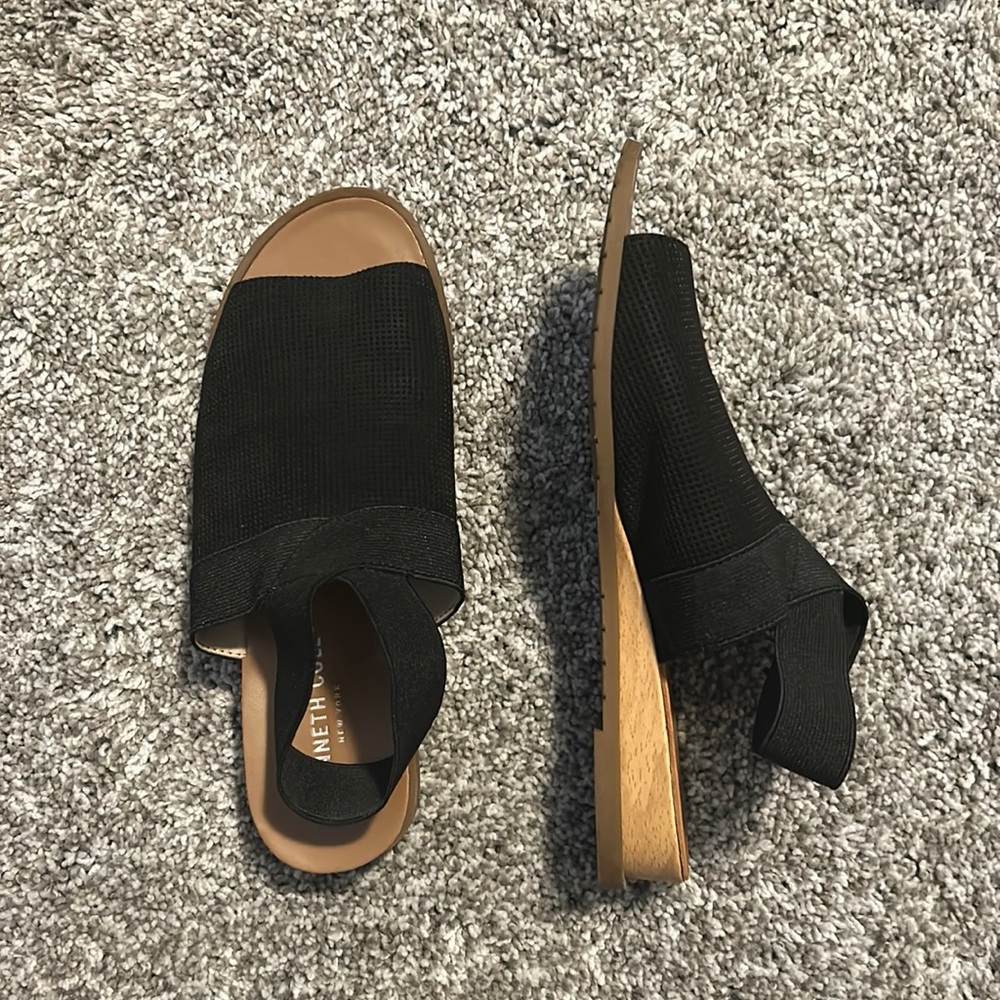 Kenneth Cole JULES WEDGE SANDAL